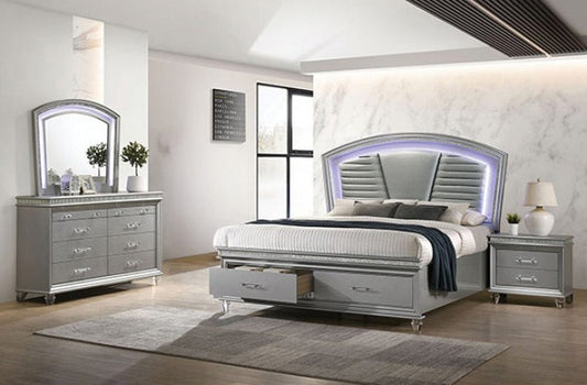 Furniture of America - Maddie 4 Pc. Queen Bedroom Set in Silver - CM7899SV-Q-4PC