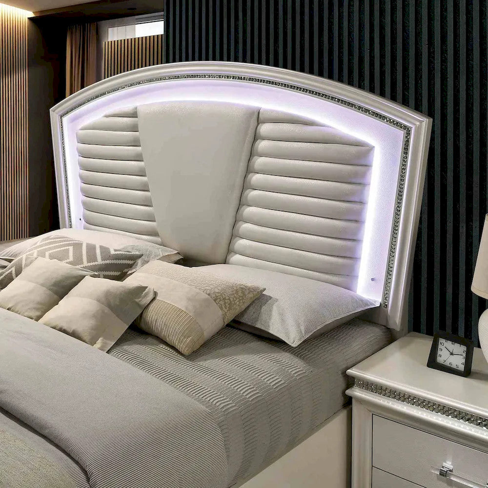 Furniture of America - Maddie - Cal.King Bed, Pearl White - CM7899CK-BED view 4