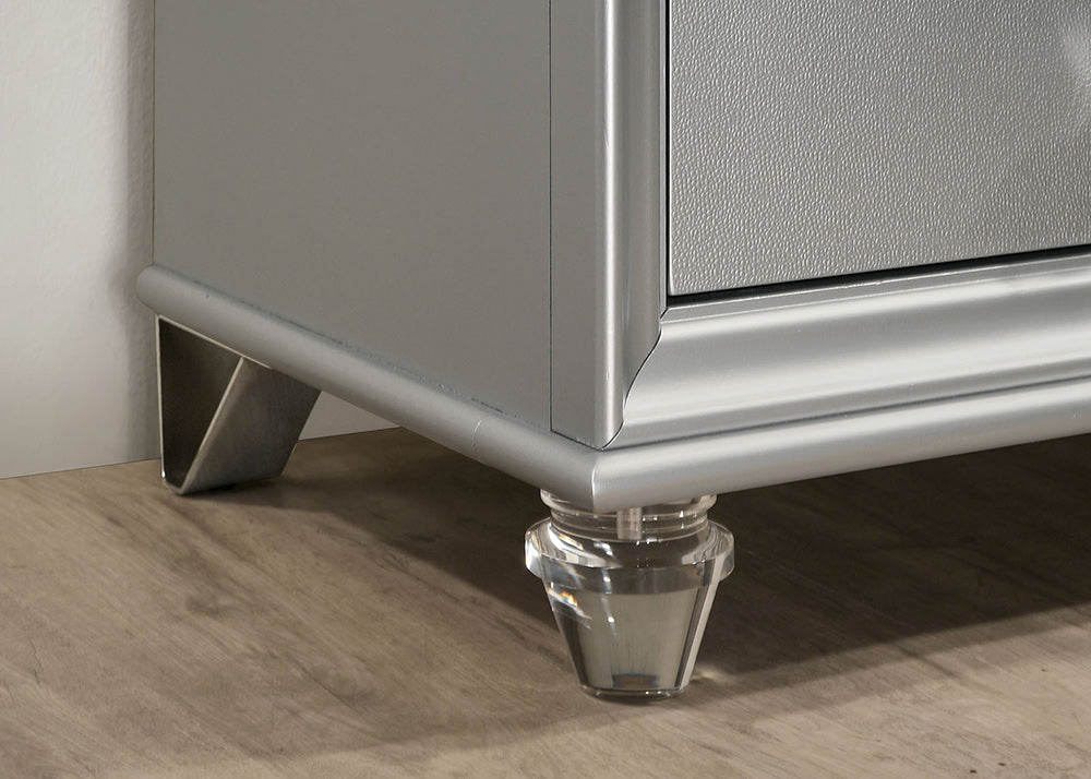 Furniture of America - Maddie Chest in Silver - CM7899SV-C View 2