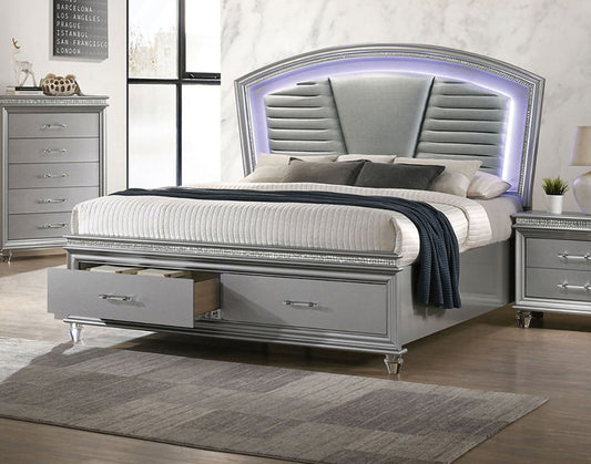 Furniture of America - Maddie Queen Bed in Silver - CM7899SV-Q-BED View 1