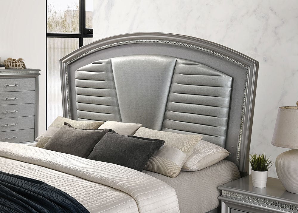 Furniture of America - Maddie Queen Bed in Silver - CM7899SV-Q-BED View 4