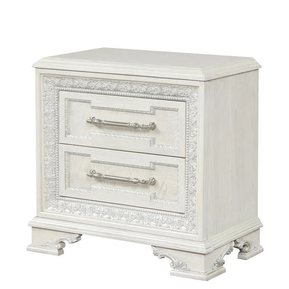 Furniture of America - Stella Mia - 4 Pc. Queen Panel Bedroom Set w/ Chest - FM70000WH-Q-W-5PC-C view 9