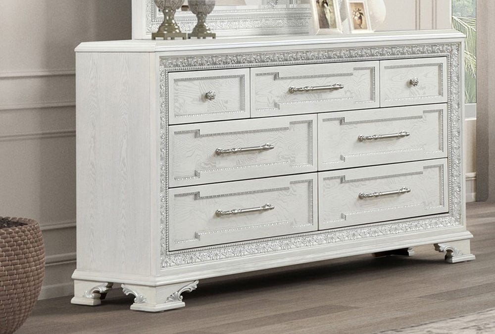 Furniture of America - Stella Mia Dresser w/Jewelry Box in Creamy White - FM70000WH-D View 1