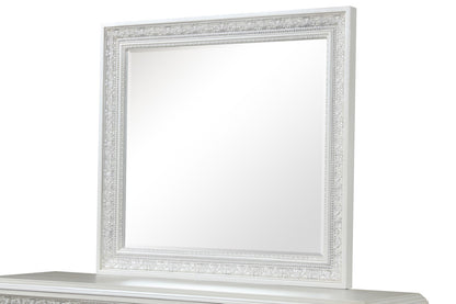 Furniture of America - Stella Mia Mirror in Creamy White - FM70000WH-M View 2