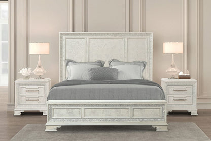 Furniture of America - Stella Mia Queen Panel Bed in Creamy White - FM70000WH-Q-W-BED View 2