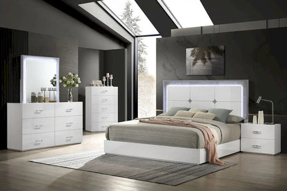 Furniture of America - Stoholm - 4 Pc. Queen Bedroom Set w/ Chest - FM72000WH-Q-5PC-CHE view 1