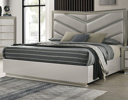 Furniture of America - Ventnor Queen Upholstered Bed in Gray - FM7251GY-Q-BED View 1