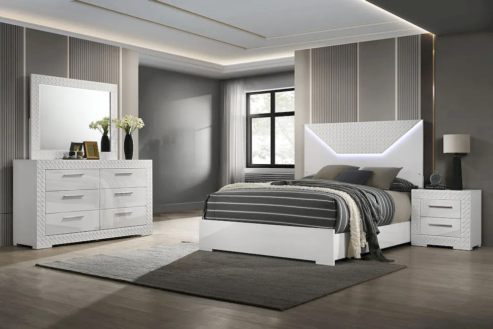 Furniture of America - Whitby - 3 Pc. Queen Bedroom Set - FM7216WH-Q-4PC view 1