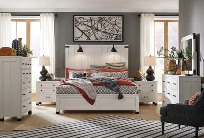 Henry & Mason  -  Cypress Bay Silo White King Lamp Panel Bed  - AFA00967 view 8