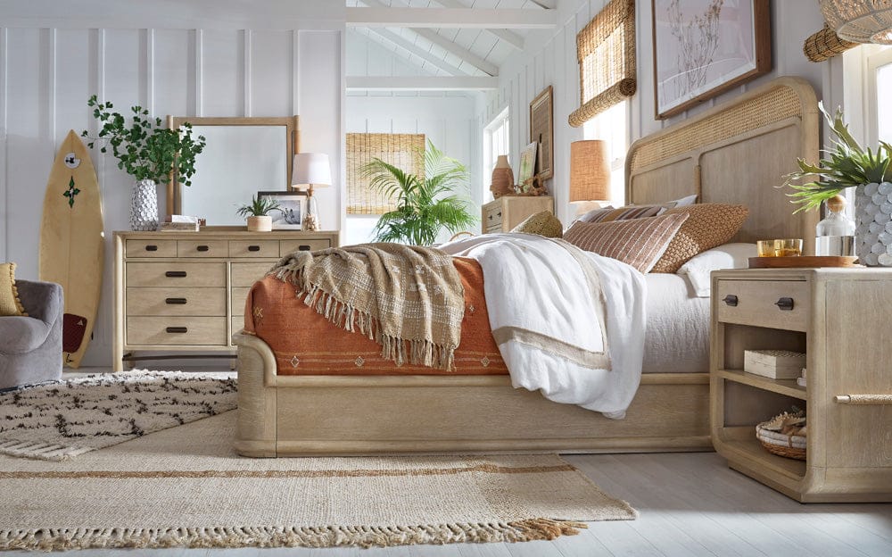 Henry & Mason  -  Ember Cove Sanibel Brown Queen Panel Bed  - AFA01419 view 11