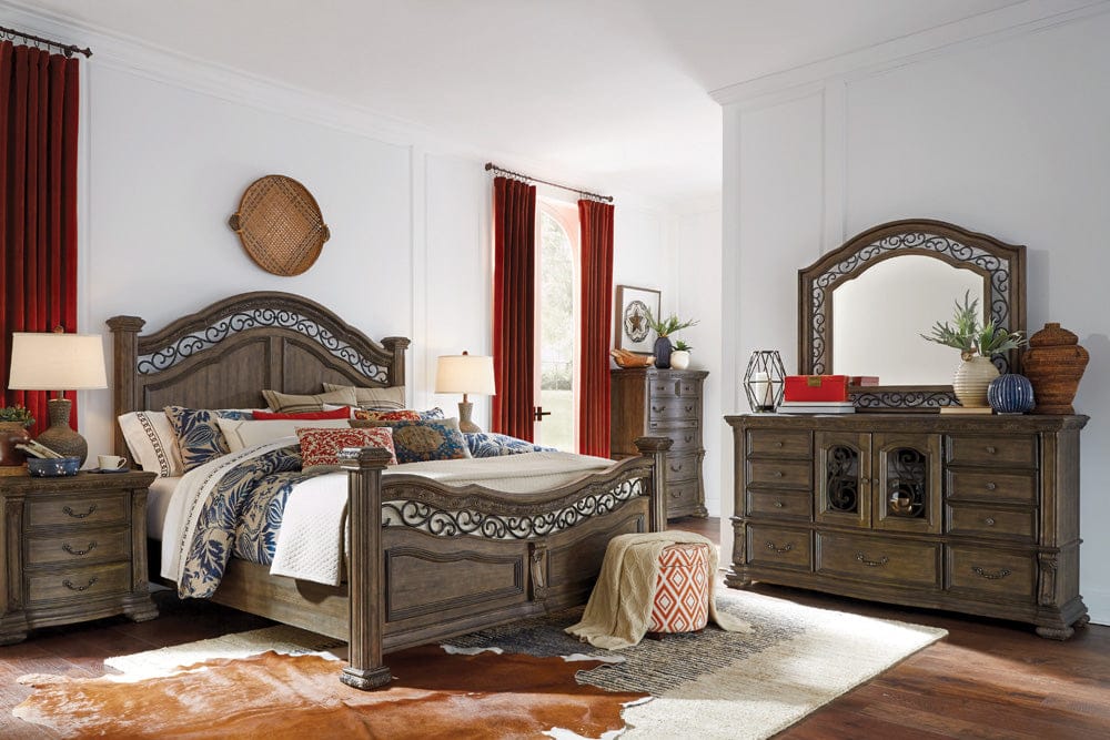 Henry & Mason  -  Ironcrest Willadeene Brown Queen Panel Bed  - AFA00939 view 6