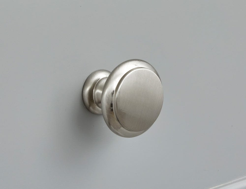 Henry & Mason  -  Portmere Harbor Gray And White Dove Grey Drawer Dresser With White Landscape Mirror  - AFA00868 view 9