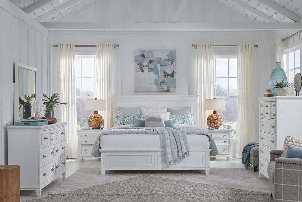 Henry & Mason  -  Portmere White Dove California King White Panel Bed  - AFA00876 view 6