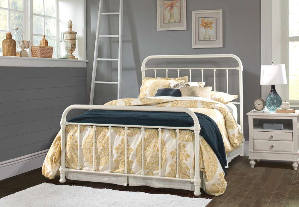 Hillsdale Furniture - Kirkland Metal King Bed, White - 1799BKR veiw 2