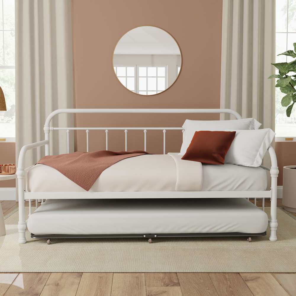 Hillsdale Furniture - Kirkland Metal Twin Daybed with Roll Out Trundle, White - 1799DBT veiw 3