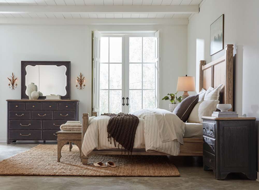 Hooker Furniture - Americana King Panel Bed - 7050-90266-85 veiw 3