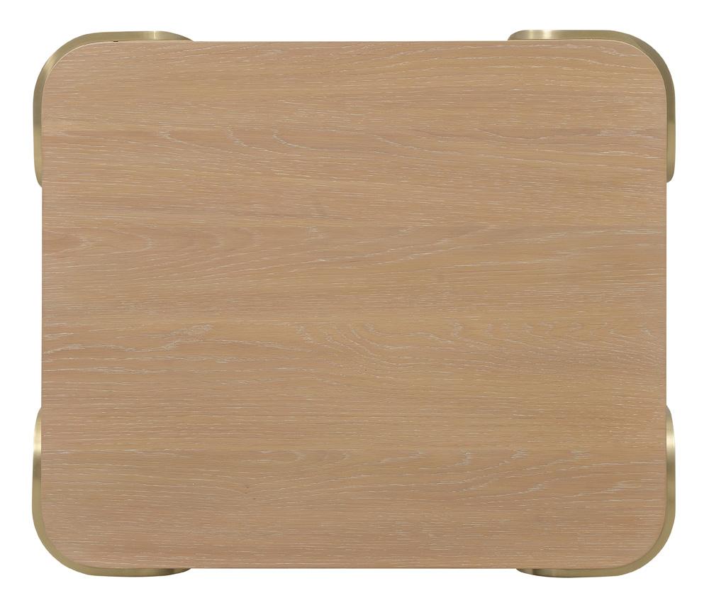 Hooker Furniture- Banyon Bay End Table in Light Wood - 6081-80113-82 veiw 3