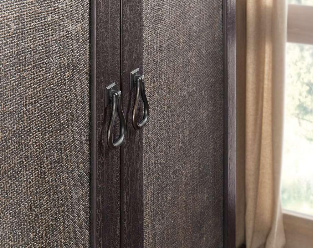 Hooker Furniture - Big Sky Small Wardrobe - 6700-90213-98 veiw 3