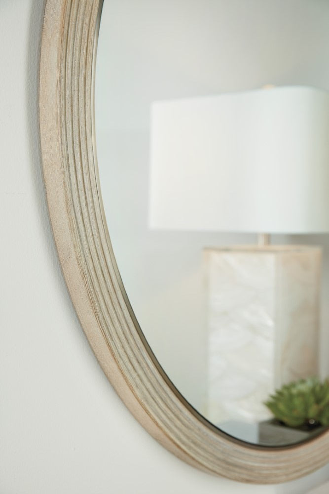 Hooker Furniture - Cascade Round Mirror - 6120-90007-05 veiw 2