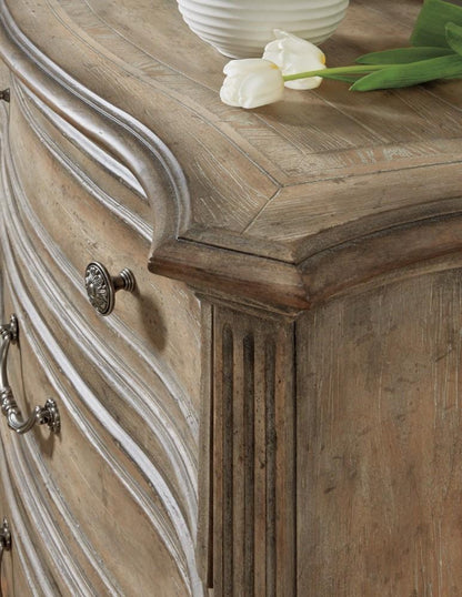 Hooker Furniture - Castella Bachelors Chest - 5878-90017-80 veiw 3