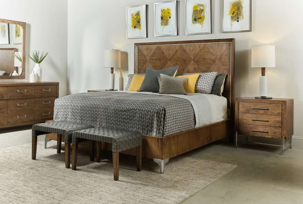 Hooker Furniture - Chapman Three-Drawer Nightstand - 6033-90116-85 veiw 3
