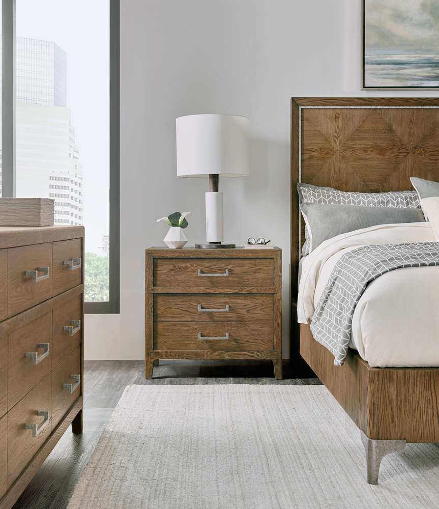 Hooker Furniture - Chapman Three-Drawer Nightstand - 6033-90016-85 veiw 3