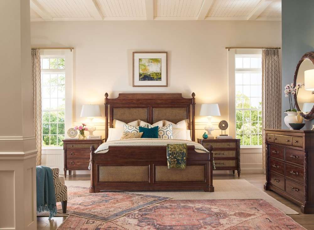 Hooker Furniture - Charleston King Panel Bed - 6750-90266-85 veiw 3