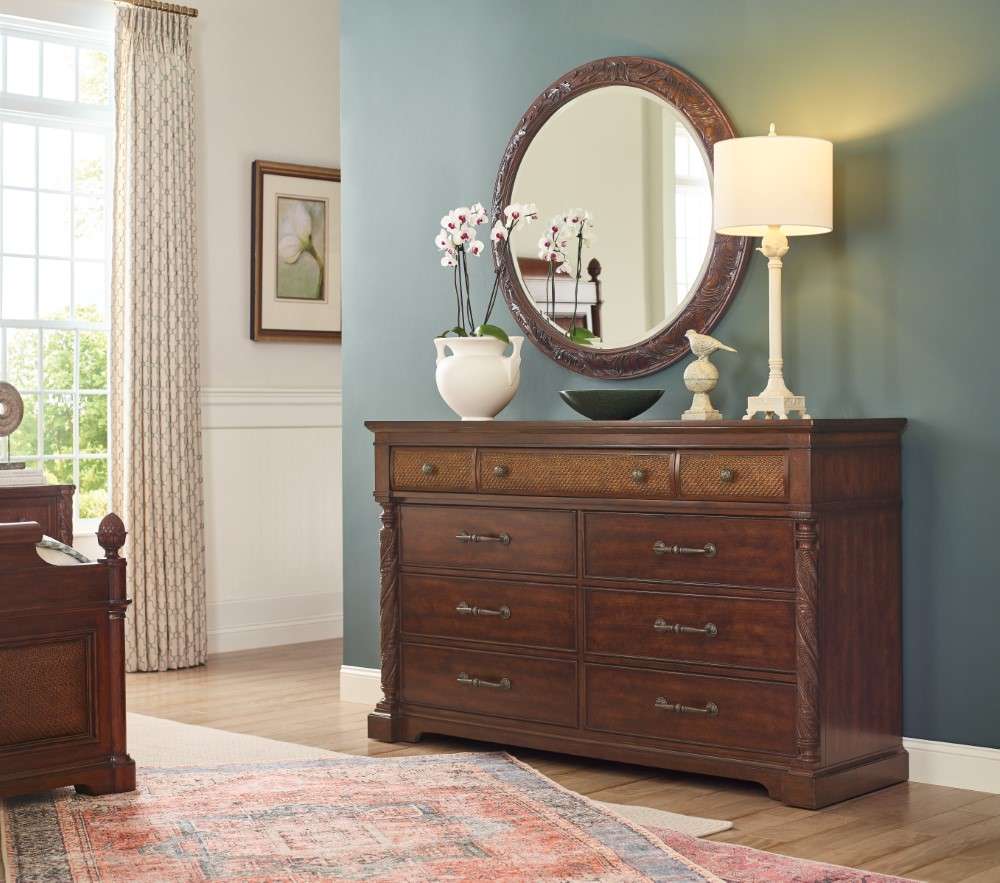 Hooker Furniture - Charleston Nine-Drawer Dresser - 6750-90302-85 veiw 5