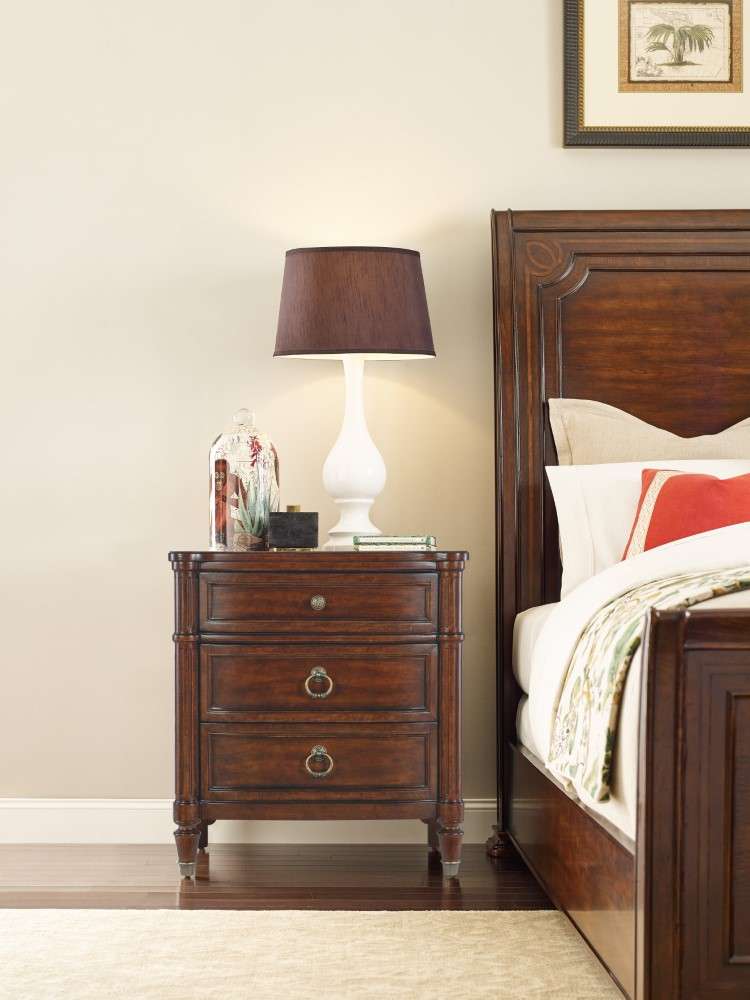 Hooker Furniture - Charleston Three-Drawer Nightstand - 6750-90015-85 veiw 4