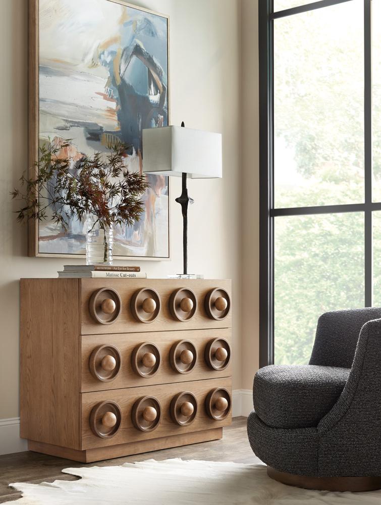 Hooker Furniture - Commerce and Market Knobby 3-Drawer Accent Chest - 7228-50736-85 veiw 4