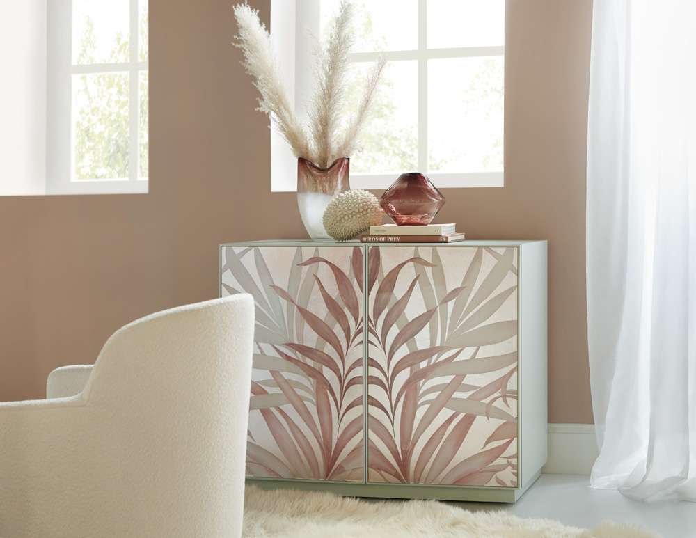 Hooker Furniture - Susan G. Komen Triumph Accent Chest - 5000-85014-05 veiw 4