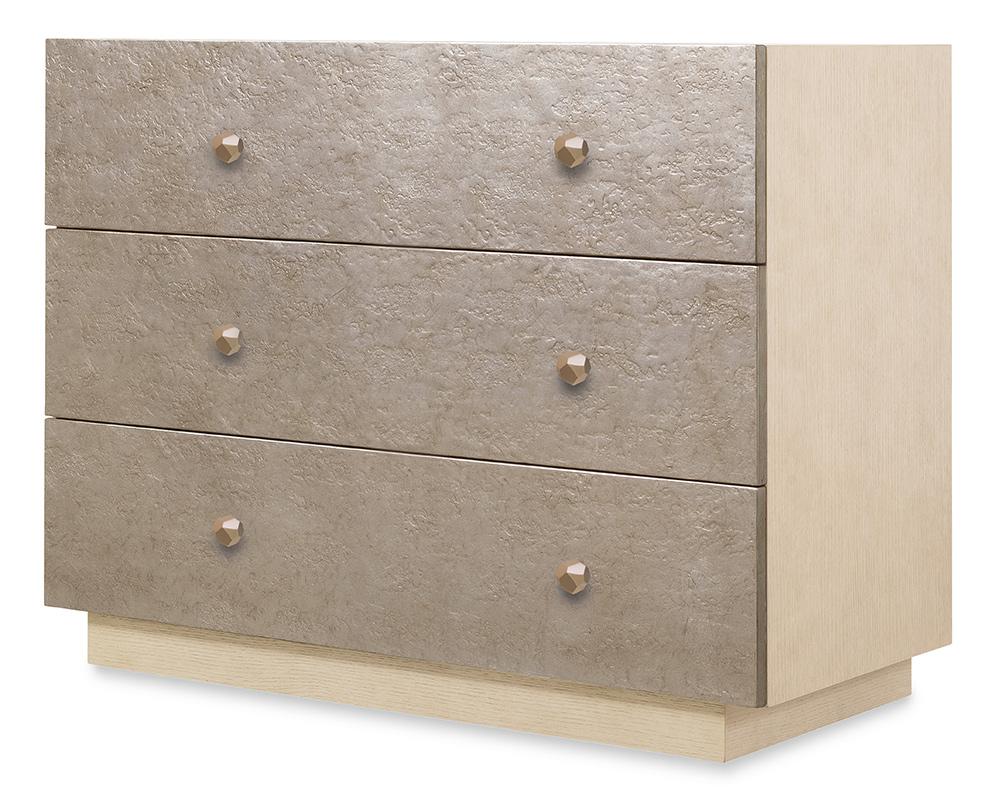 Hooker Furniture - Westwood Bachelors Chest in Silvers - 6133-90017-80 veiw 3