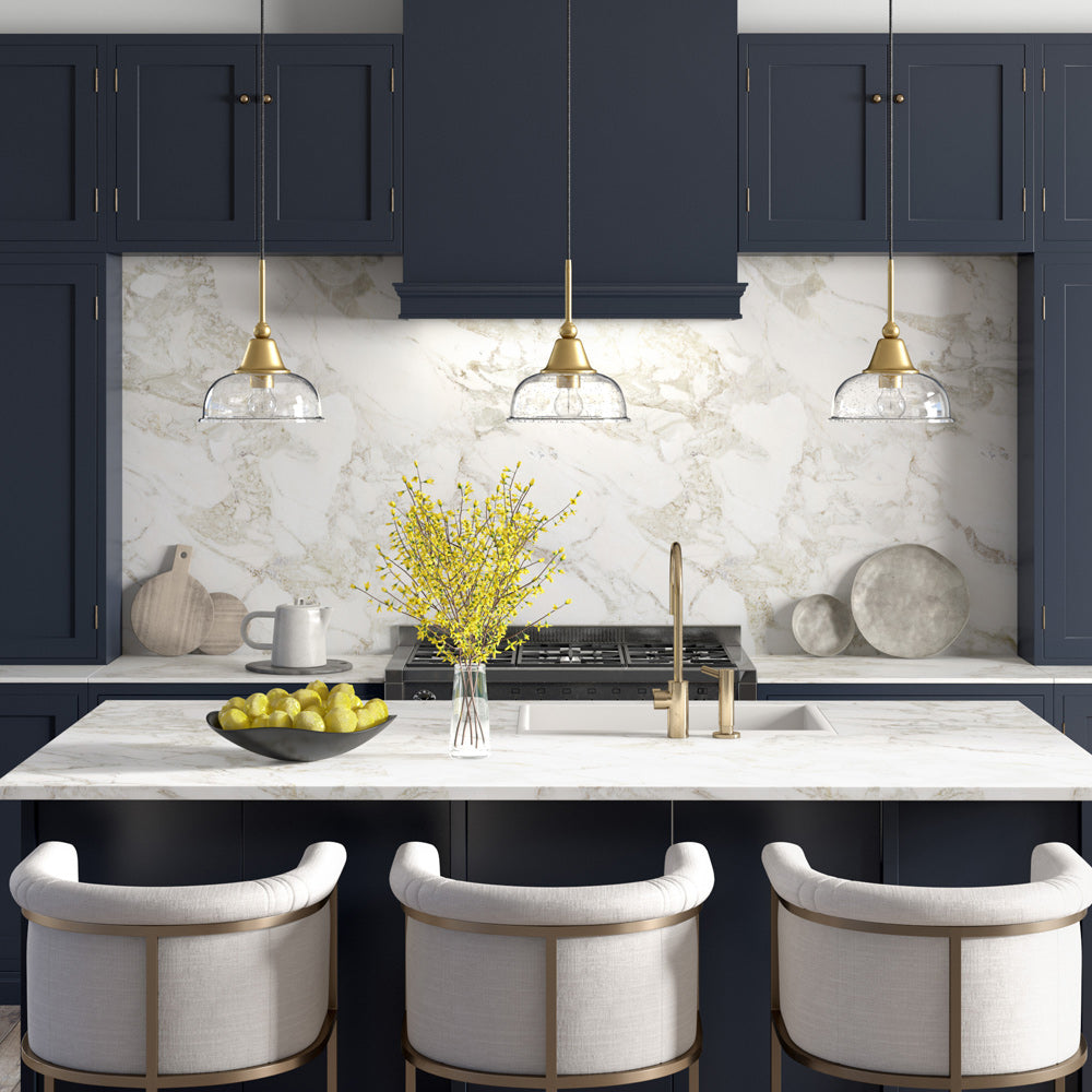 Hudson & Canal - Magnolia 10.75in Wide Pendant with Glass Shade in Brass/Seeded - PD0524