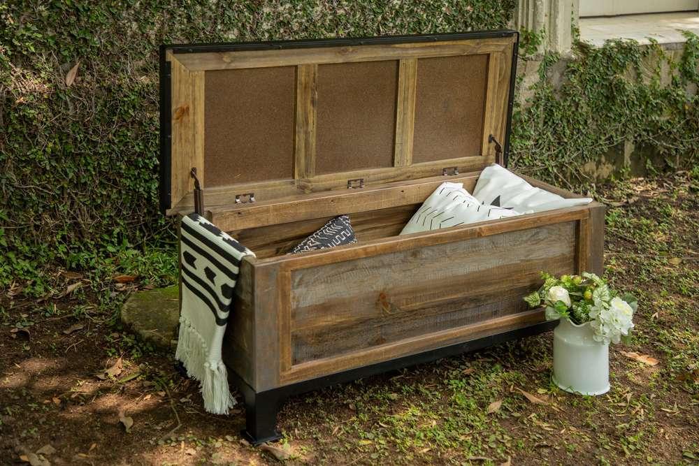 IFD - Antique Gray Bedroom Storage Trunk - IFD9771TRK veiw 4
