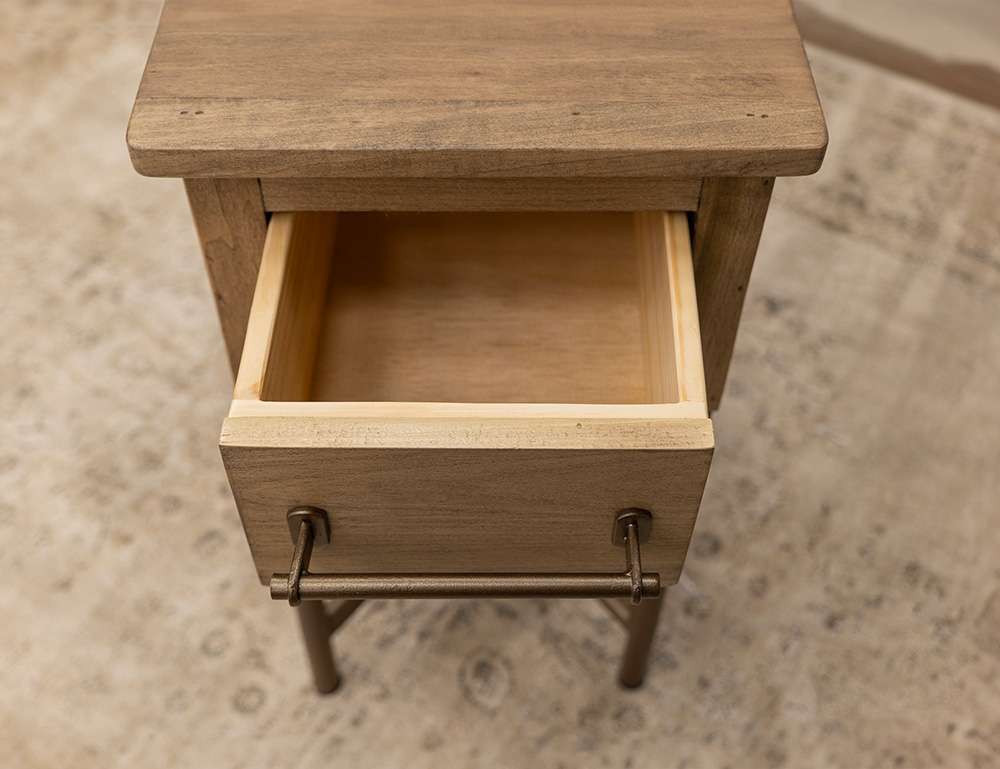 IFD - Bernabe - Metal Base Chairside Table - IFD4531CST veiw 3