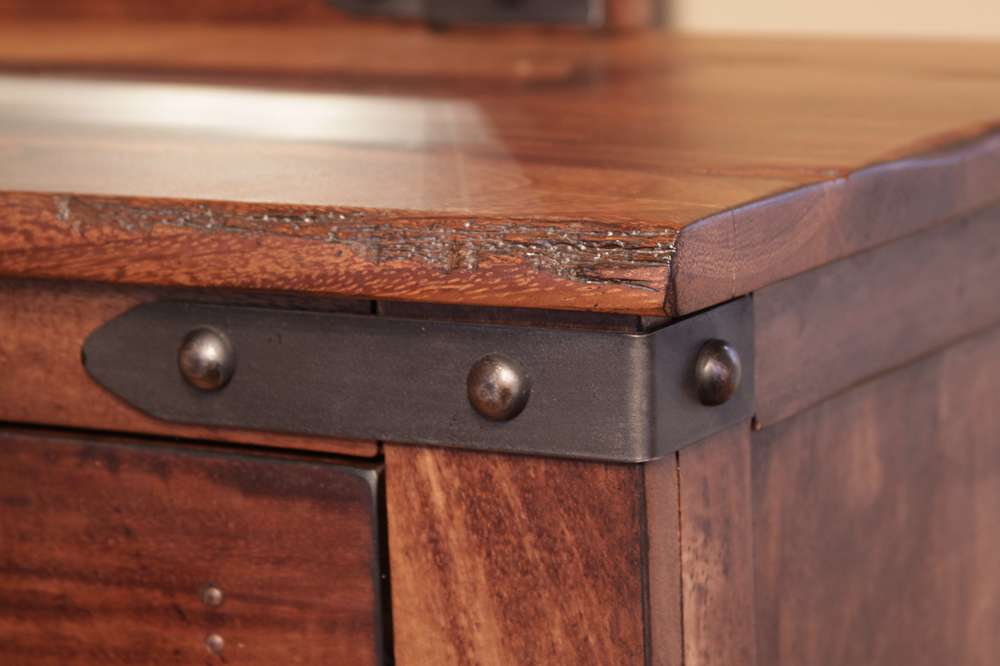 IFD - Parota 5 Drawer Chest - IFD866CHEST veiw 3