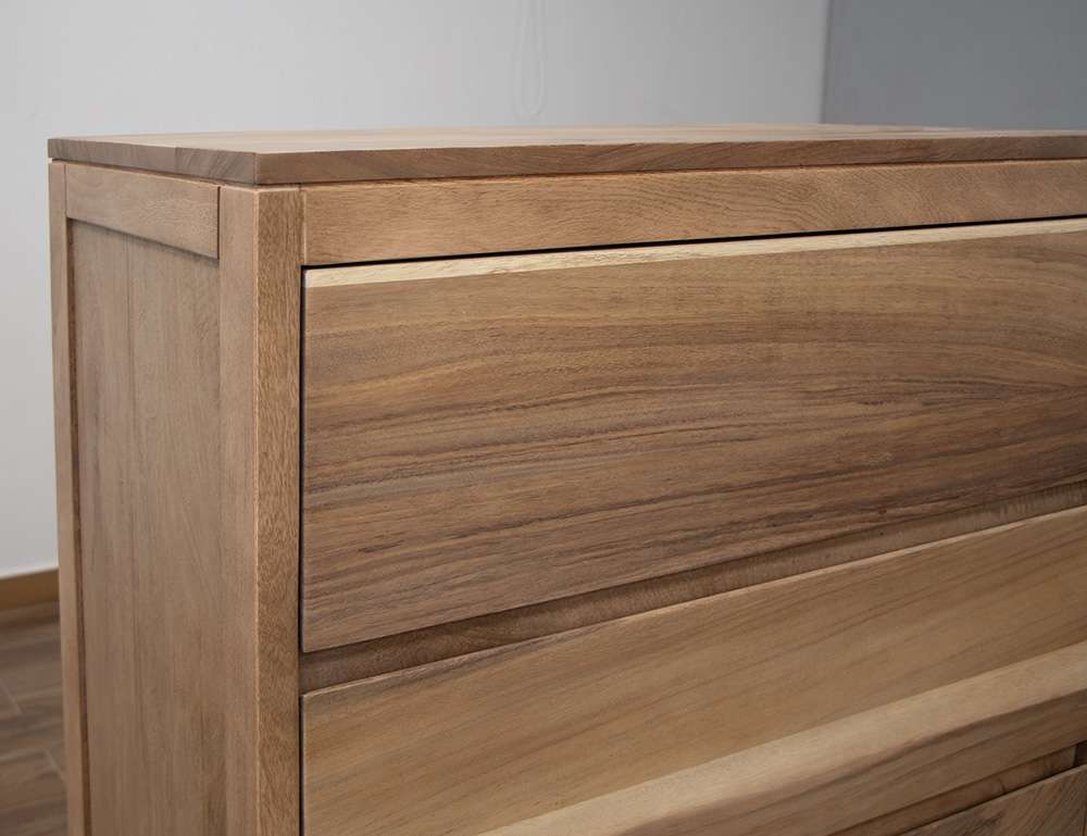 IFD - Parota Nova - 4 Drawer Chest - IFD6212CHT veiw 3