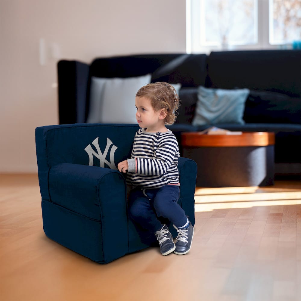 Imperial  - MLB New York Yankees Kids Foam Chair  - IMP  708-2001 view 5