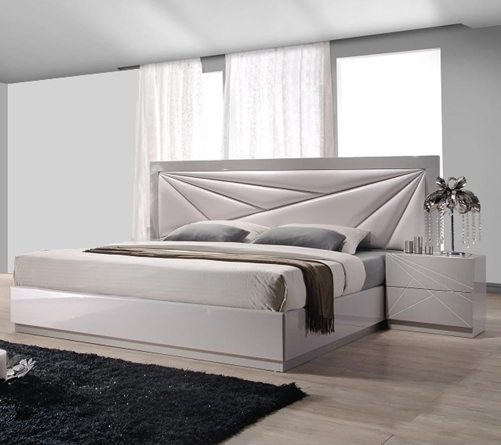 J&M Furniture - Florence King Bed and Nightstand veiw 1