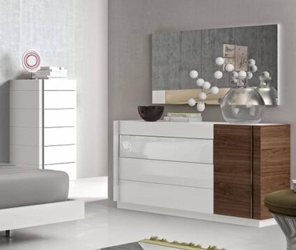 J&M Furniture - Lisbon 6-Drawer Chest, Dresser and Mirror veiw 1