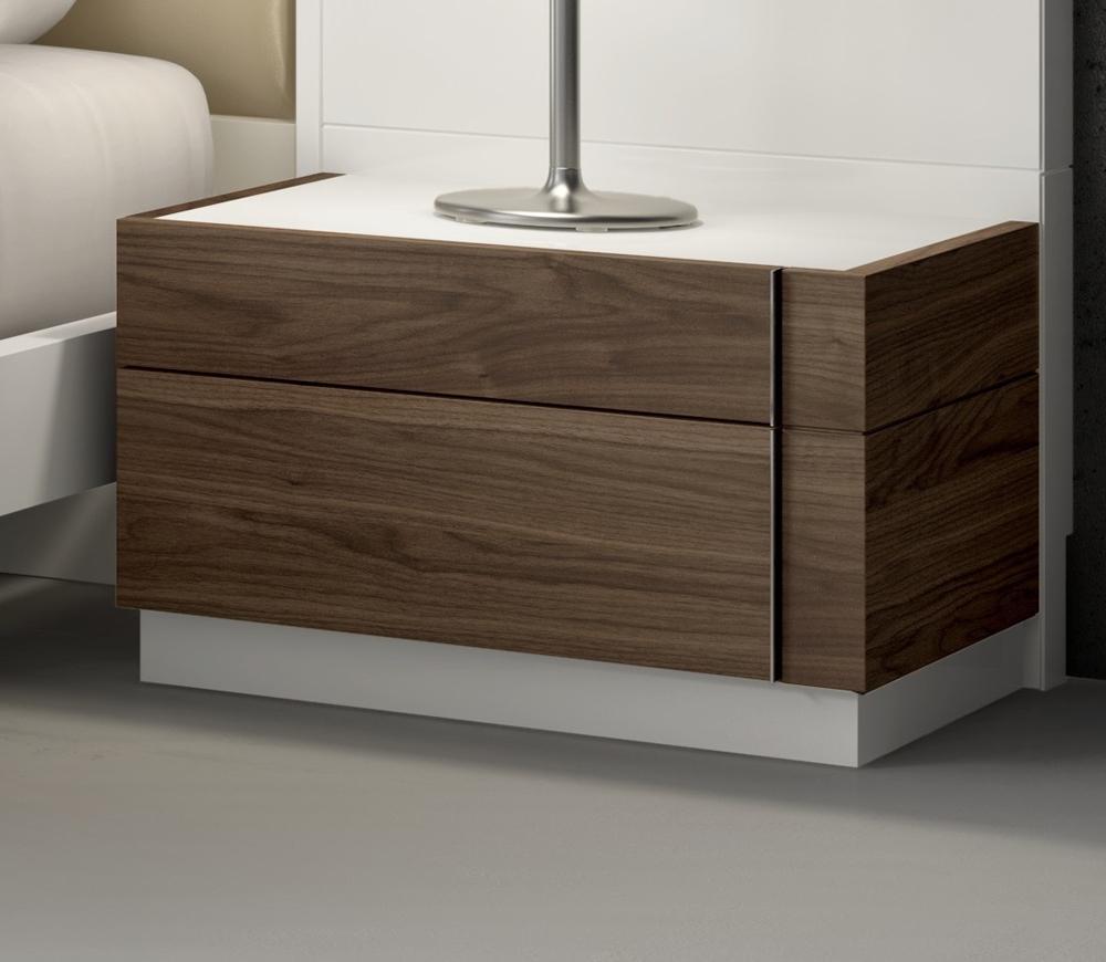 J&M Furniture - Lisbon Right Facing Night Stand - 17871-NSR veiw 1