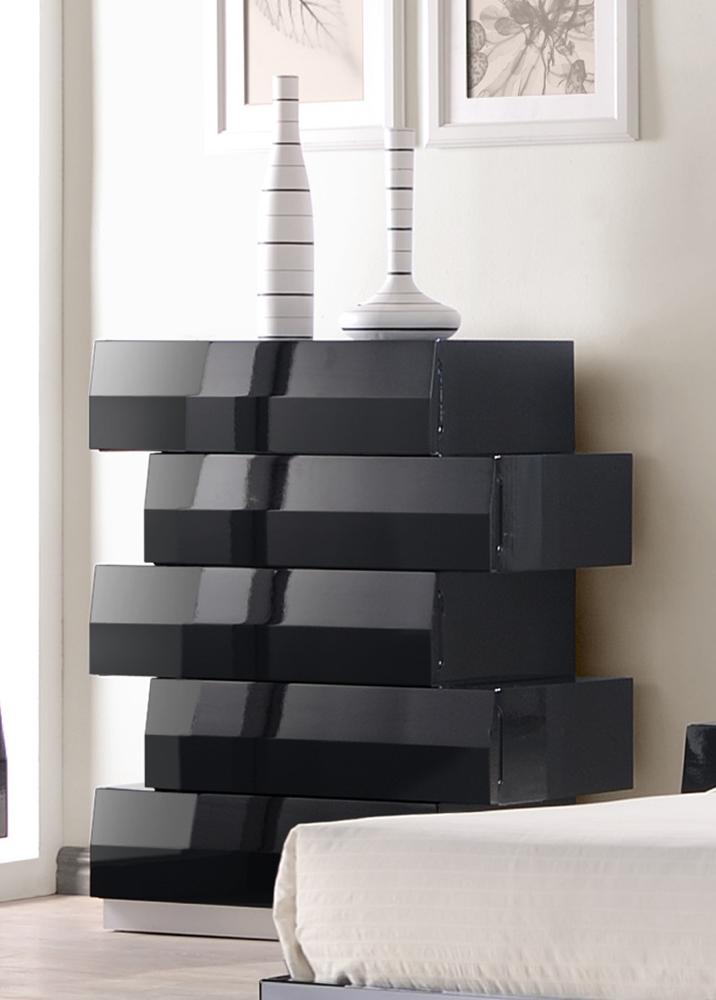 J&M Furniture - Milan Chest in Black - 176871-C veiw 1