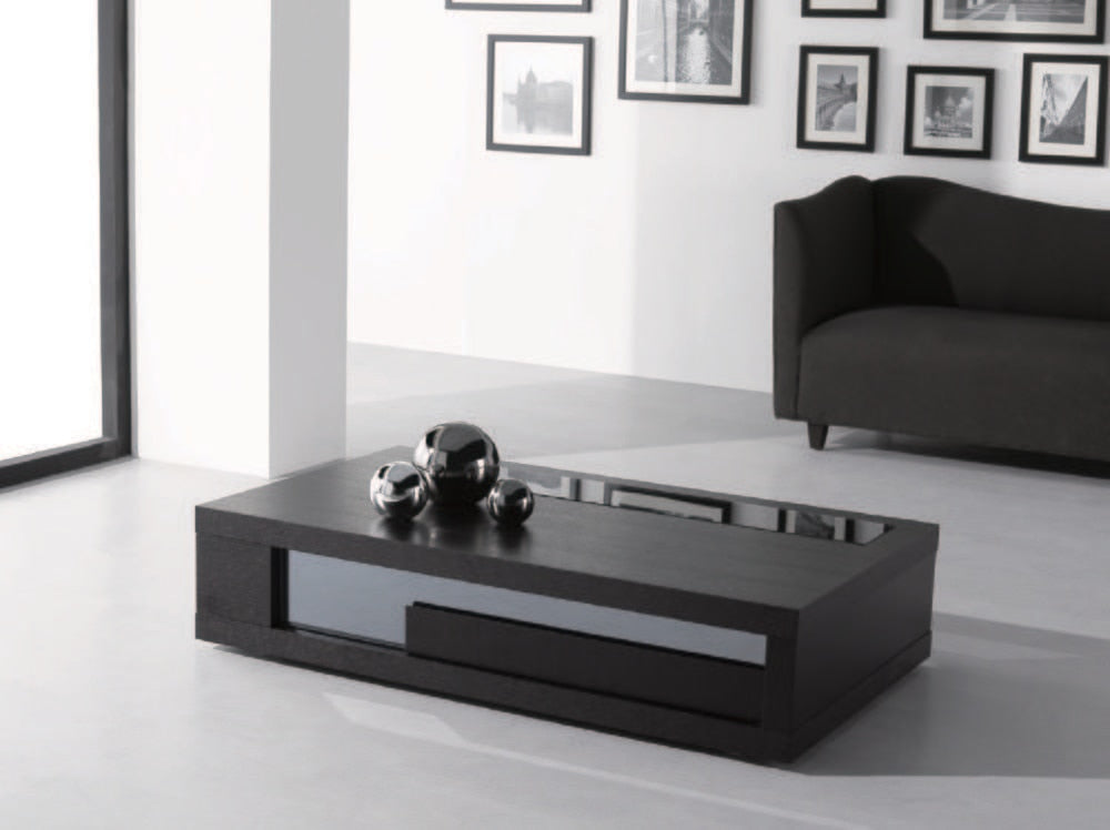 J&M Furniture - Modern Coffee Table 900 - 175155 veiw 1