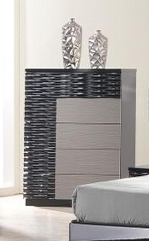 J&M Furniture - Roma Chest - 17777-C veiw 1