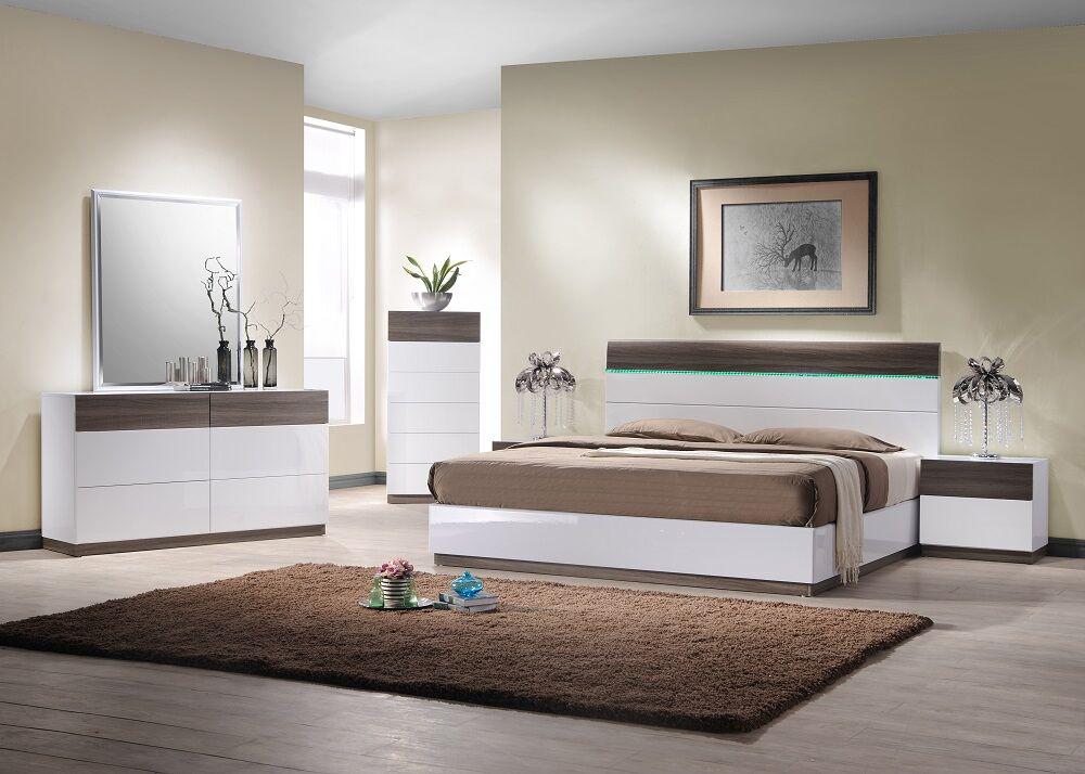 J&M Furniture - Sanremo 5-Piece Queen Bedroom Set veiw 1