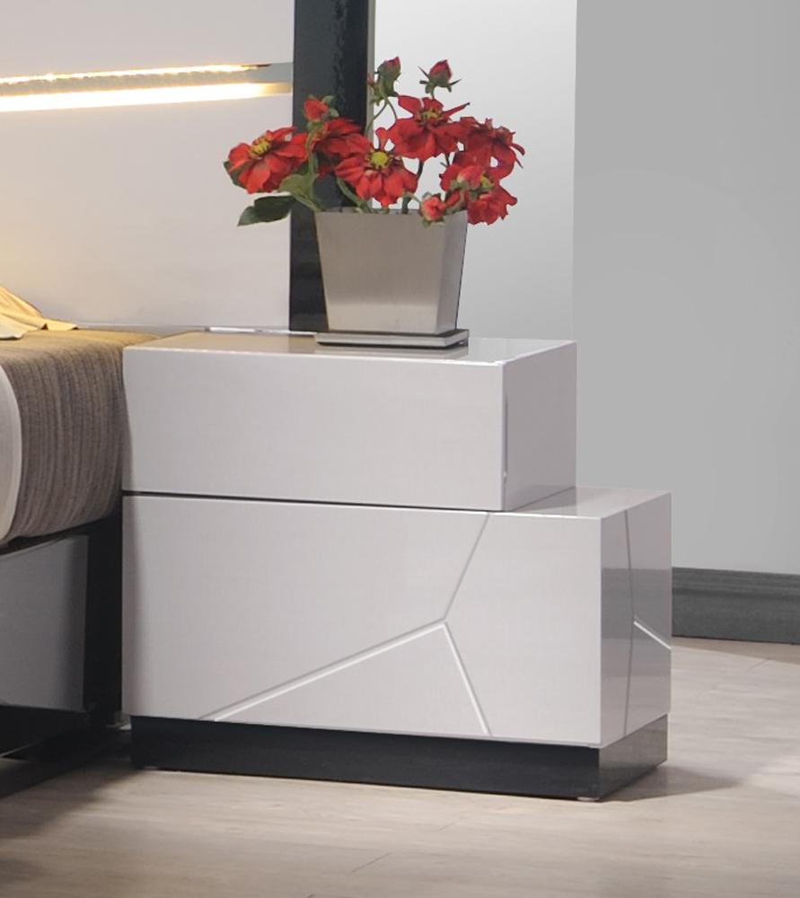 J&M Furniture - Turin Night Stand Right Facing - 17854-NSR veiw 1