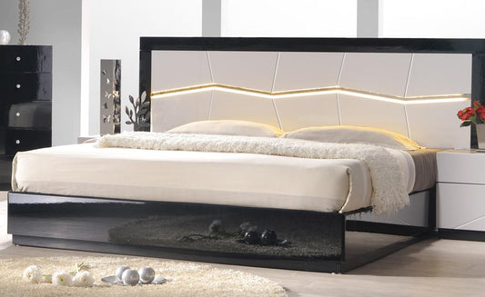 J&M Furniture - Turin Queen Bed - 17854-Q veiw 1
