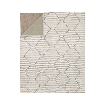 Karastan - Beni Black/white 9' x 12' Area Rug - R1104 3512 108144 DJ view 2