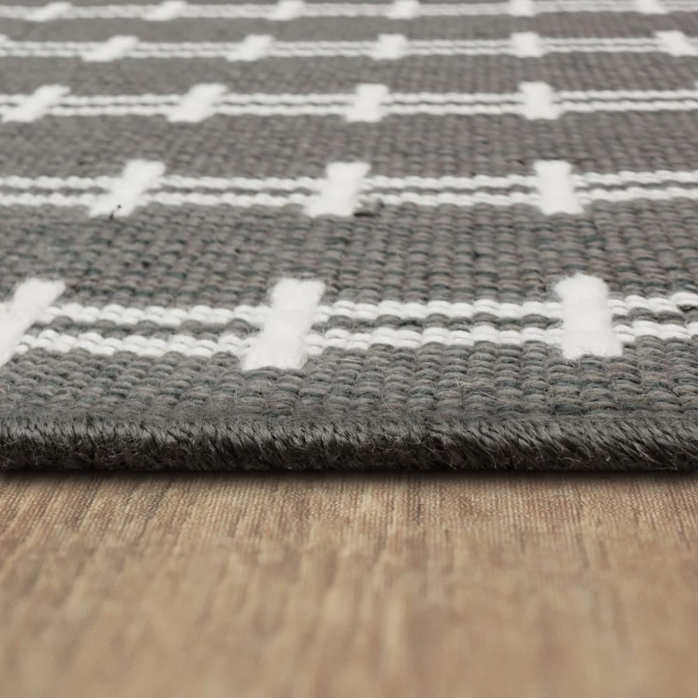 Karastan - Gulfport Grey 1' 6" x 1' 6" Area Rug - R1470 131 018018 IR view 5