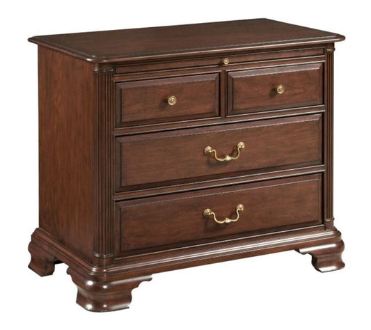 Kincaid Furniture - Hadleigh BachelorS Chest - 607-422 veiw 1